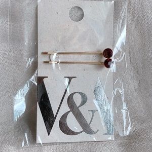 Hair Pin/Clip/Barrette from V&A Shop - Victoria and Albert Museum - London